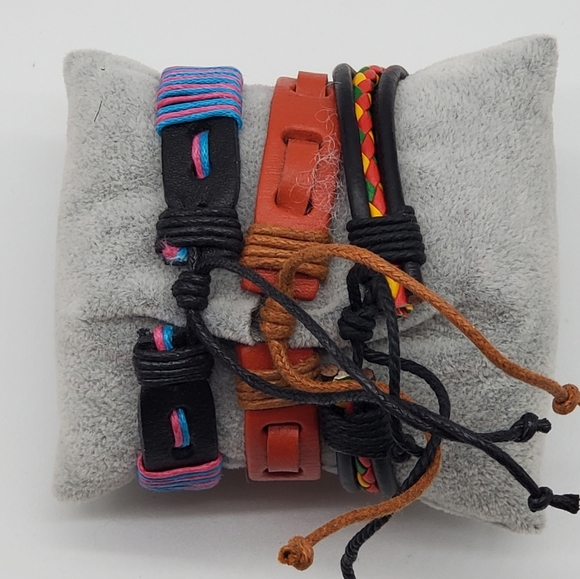 ❤️Unisex Trio of Leather Bracelets - Picture 4 of 4